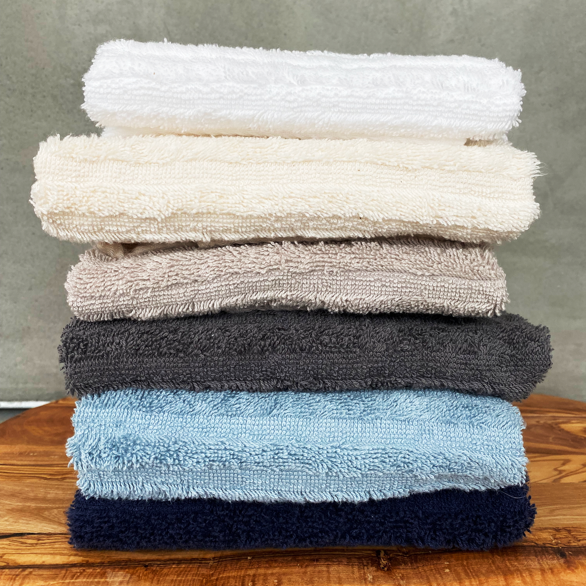 Towel and Linen Mart 4 Pieces Bath Towels Sets - Zimbabwe