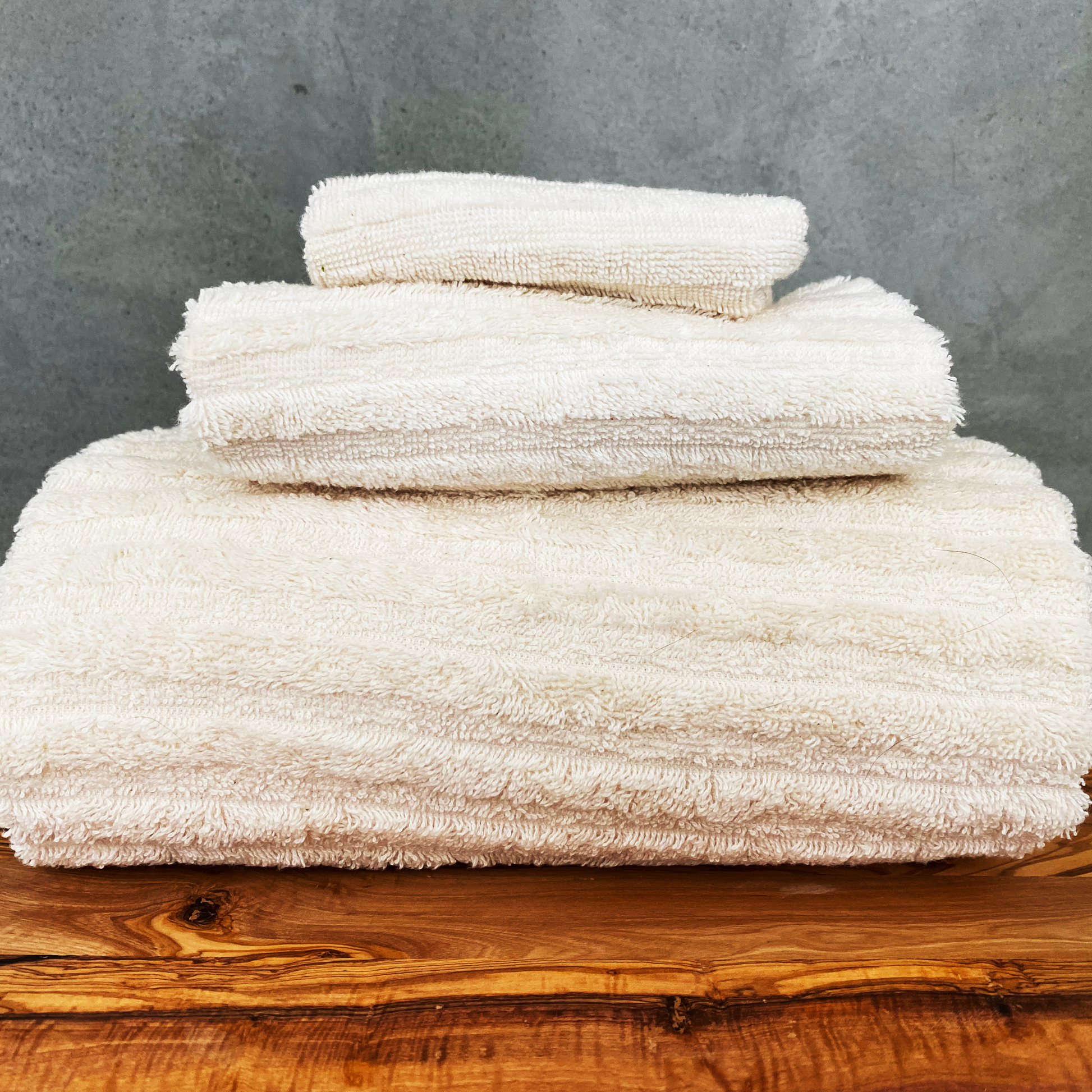 Ribbed Terry Hand Towels in 2023  Hand towels, Silk comforter, Terry