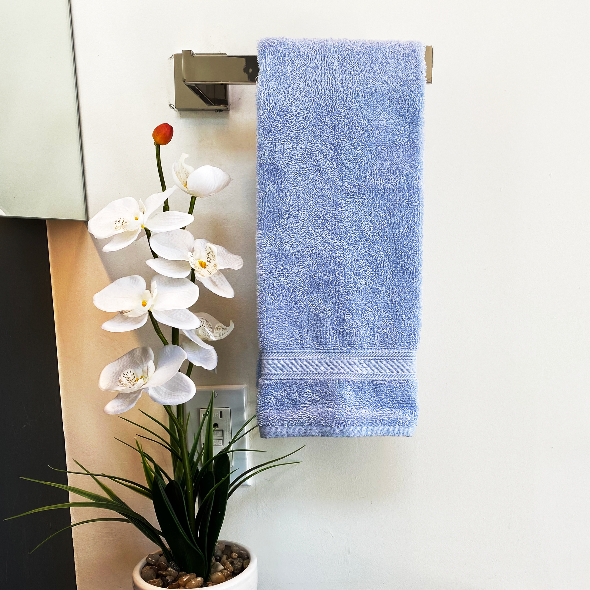 TOWELS BY GUS Lake Tahoe Towel Collection - Made in the USA Luxury Classic Towels